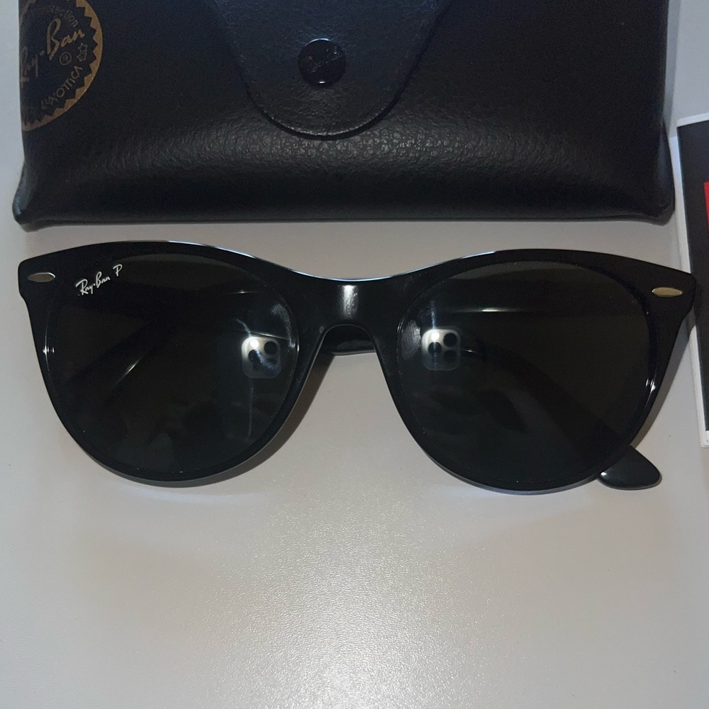 Ray Bans - Picture 3 of 3